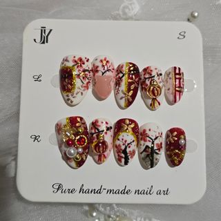 (Category: ) located in . Submitted by jangmiscloset (Listing ID 1463757101, Image 1). Description: .