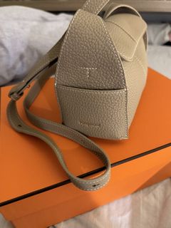 （分類：）位於 。 由 brown627 提交（商品編號 1463860490，圖片 1）。簡介： 。