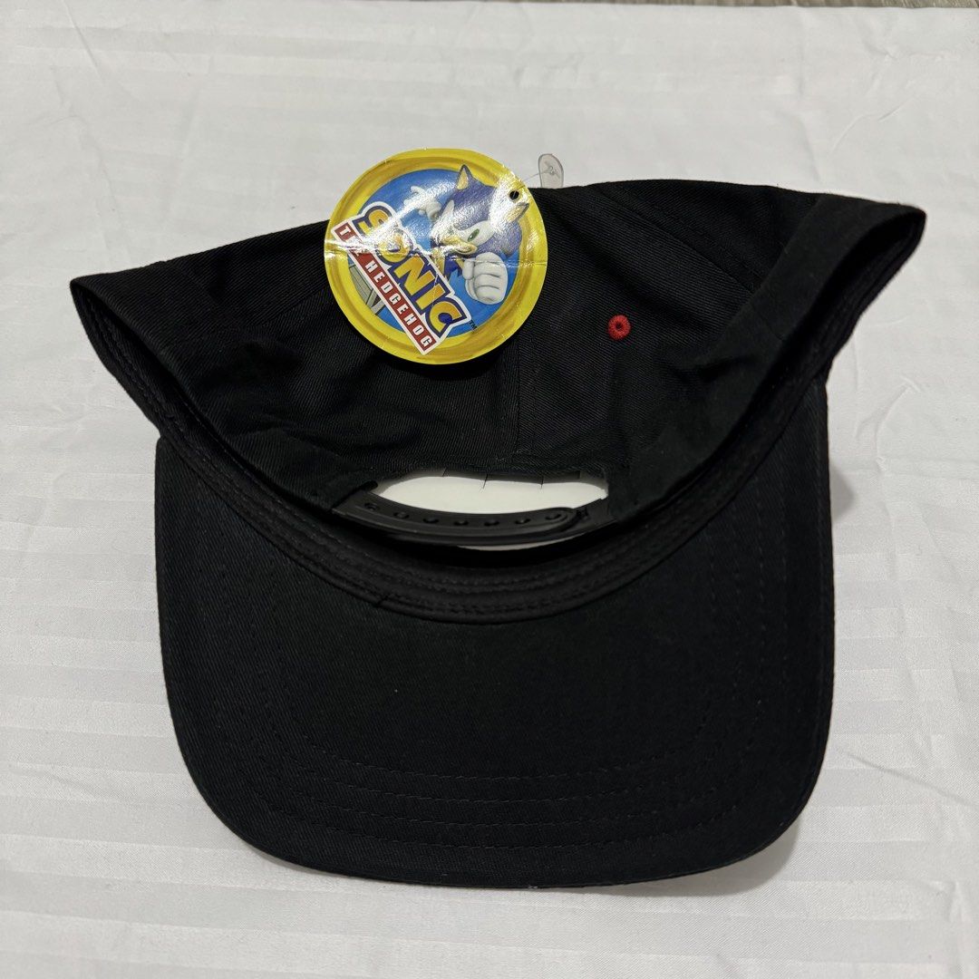 SONIC THE HEDGEHOG (Category: Caps & Hats) located in Pasig City. Submitted by jaaard (Listing ID 1463921705, Image 2). Description: Brand new cap Official Pm.