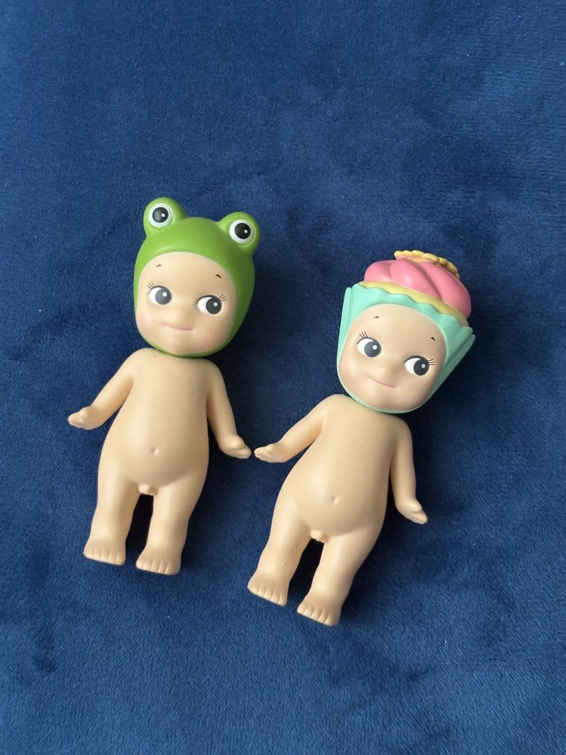 tingi sonny angels (Category: Designer & Blind Box Toys) located in Taguig. Submitted by 808fim (Listing ID 1463743227, Image 1). Description: wts lfb sonny angel good to mint condition no bnf take all: ₱600 ‼️ animal ver. 1 - frog [₱350] sweets - cupcake [₱350] ❀ rfs: need funds!!! ❀ loc: taguig ❀ mop: gcash/maribank ❀ mod : lalamove/j&t *sf is shouldered by buyer.