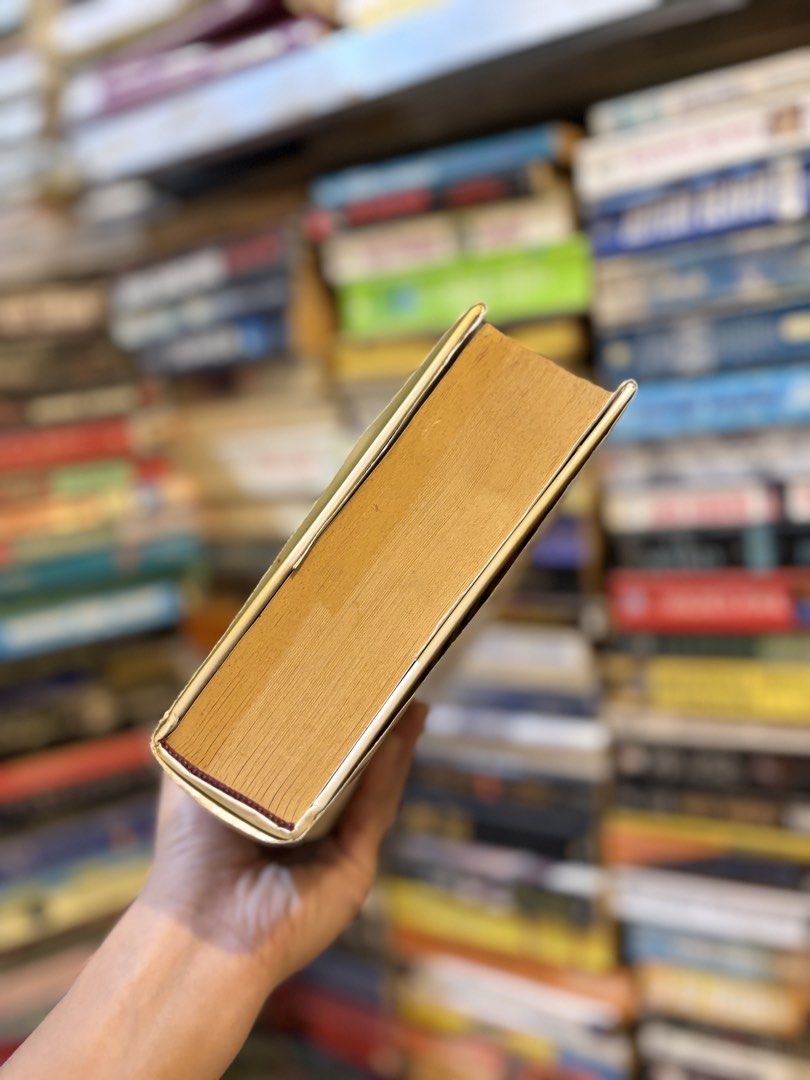 Sophie's Choice by William Styron Novel (Category: Storybooks) located in Calamba. Submitted by ealectrice27 (Listing ID 1463918762, Image 2). Description: Mode of Payment: Gcash, PNB, Maribank Mode of Delivery: Jnt, Lbc, Lalamove Meet up/Pick up: Anywhere around Calamba.