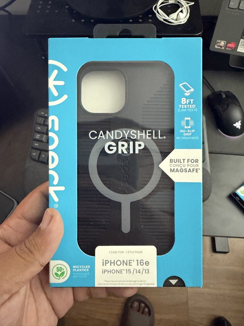 Speck Candy Shell for Iphone 13, Iphone 14, Iphone 15, Iphone 16e & 17e (Category: Cases & Sleeves) located in Muntinlupa City. Submitted by gabbatuan (Listing ID 1463927972, Image 1). Description: Color: Black RFS: Decluttering.