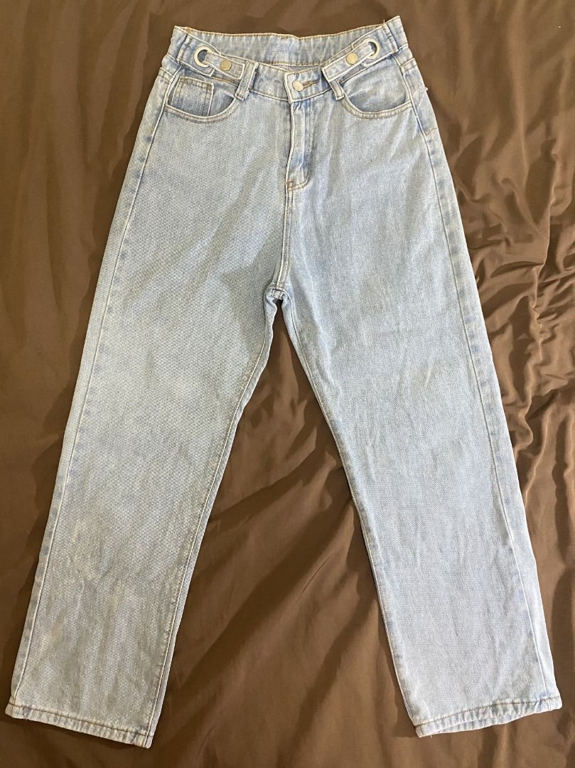 Straight-Leg Adjustable Waist Jeans (Category: Jeans) located in San Pablo. Submitted by kisha_santonia (Listing ID 1463868256, Image 1). Description: - Light wash denim jeans - Unique ring detail at the waistband - Classic straight leg cut - Ideal for everyday casual wear - Measurements: Waist 13 inches, Inseam 27 inches - Please verify measurements before buying.