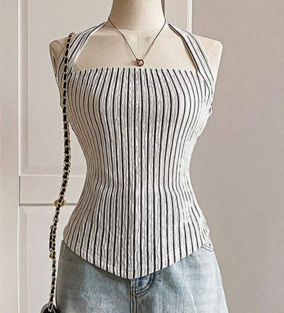 Striped Halter Neck Top - S/M (Category: Sleeveless) located in Pasig City. Submitted by miafml-closet-cleanout (Listing ID 1462778488, Image 2). Description: - never worn bcos it's loose on me - fits S (if u r blessed w bewbies) or M! hehe posted price is fixed ♡ will not respond to hagglers. 💵 mop: gcash / bdo / maribank / unionbank 🛵 courier: any as long as arranged by buyer 🙅🏻‍♀️ no requested worn photos ❌ no meet-ups.