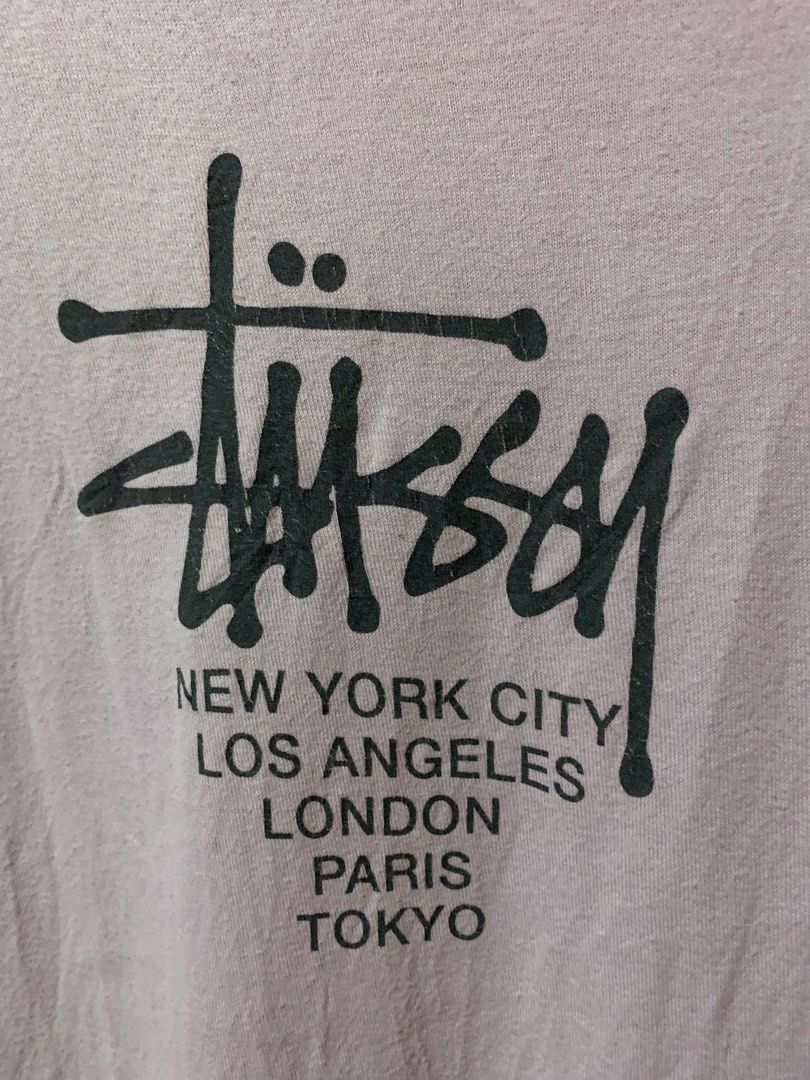 STUSSY MID SCRIPT TEE AUTHENTIC (Category: Tshirts & Polo Shirts ) located in Tayug. Submitted by cvcthrift (Listing ID 1463785344, Image 2). Description: 19.5/28 ISSUE-HAIRLINES CRACK VGUC CR-9.5/10 .