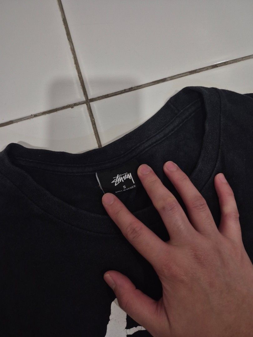 Stussy T-shirt (Category: Looking For) located in Manila. Submitted by ramruales38984 (Listing ID 1463769770, Image 2). Description: Stussy Legit Dimes: 19 x 26 Color rate: 8/10 Need wash Pm me lang!.
