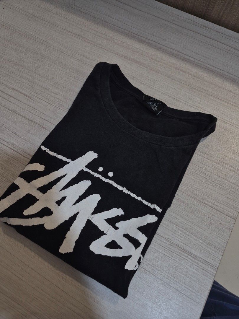 Stussy T-shirt (Category: Looking For) located in Manila. Submitted by ramruales38984 (Listing ID 1463769770, Image 3). Description: Stussy Legit Dimes: 19 x 26 Color rate: 8/10 Need wash Pm me lang!.