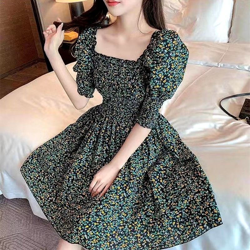 Summer floral mini dress (Category: Dresses) located in Manila. Submitted by itsvirgokat (Listing ID 1463829415, Image 2). Description: Summer floral mini smocked dress -Freesize since stretchable -29 inches length -Like new condition -color rate 10/10 -puff sleeve MOP: Gcash/Maya, Instapay, Bank transfer (including delivery fees) MOD: J&T or LALAMOVE For sure buyer only..