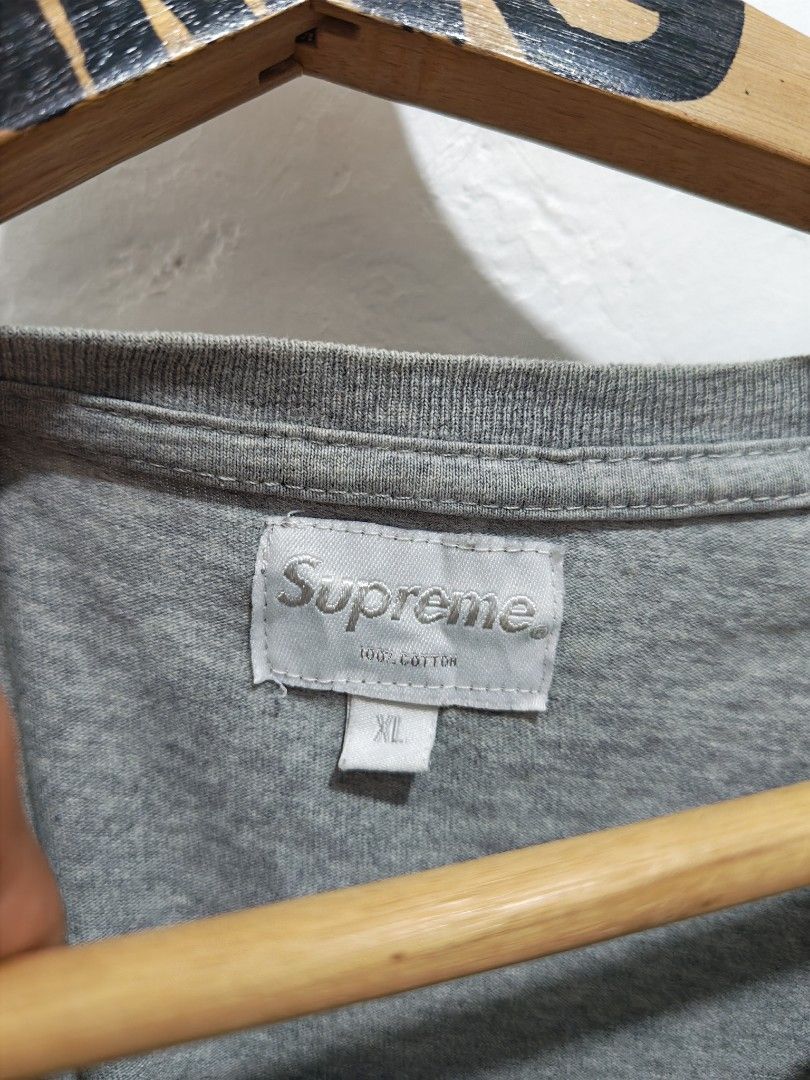 SUPREME ARC LOGO (Category: Formal Shirts) located in Pili. Submitted by janrypalmerodelima (Listing ID 1463920785, Image 3). Description: SUPREME ARC LOGO DIMES: 22.5x 30 CONDITION: VERY GOOD COLOR RATE: 9.5/10 ISSUE: NEED WASH SEE LAST PHOTO.