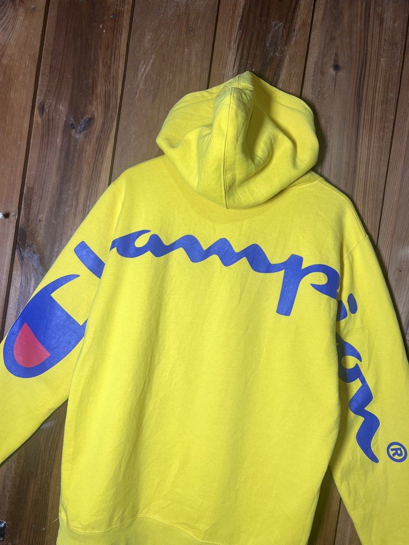 Supreme X Champion Hoodie (Category: Coats, Jackets and Outerwear) located in Baguio. Submitted by kAzuMi41 (Listing ID 1463890018, Image 3). Description: Supreme X Champion Hoodie XL Size .