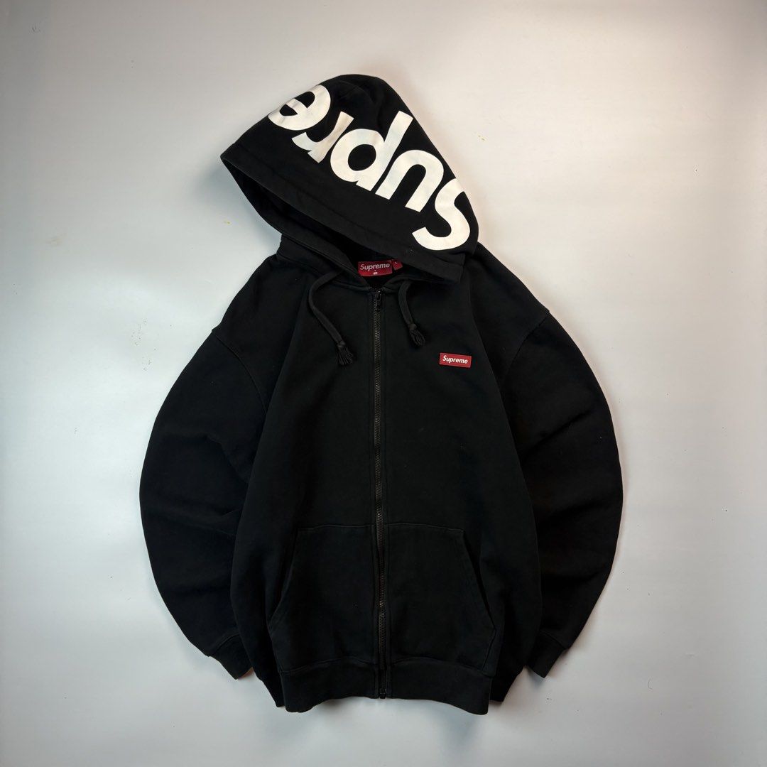 SUPREME ZIP UP HOODIE (Category: Coats, Jackets and Outerwear) located in Manila. Submitted by johnandrei17422 (Listing ID 1463779666, Image 1). Description: .