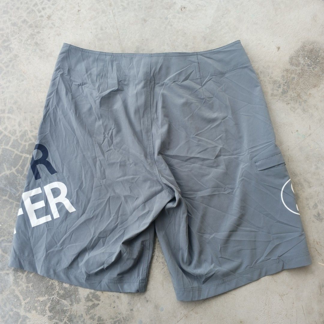 Surf Short (Category: Shorts) located in Mati. Submitted by thrift_vibes (Listing ID 1463782608, Image 3). Description: .