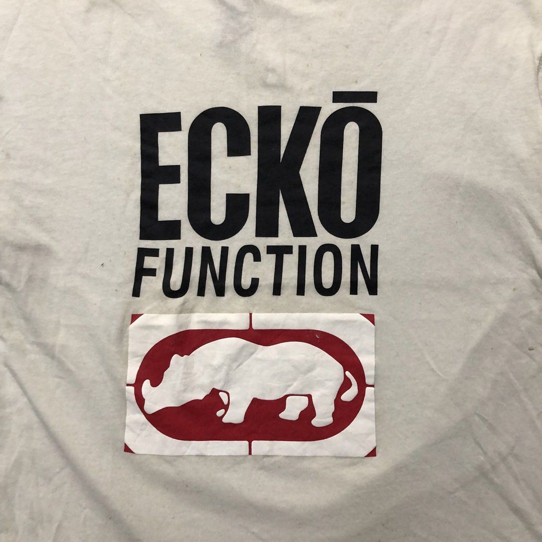 Sweatshirt ecko function (Category: Hoodies) located in Sungai Petani. Submitted by tokosarwajagat (Listing ID 1463781709, Image 3). Description: Condition cantik. Print tiada crack. Saiz M .