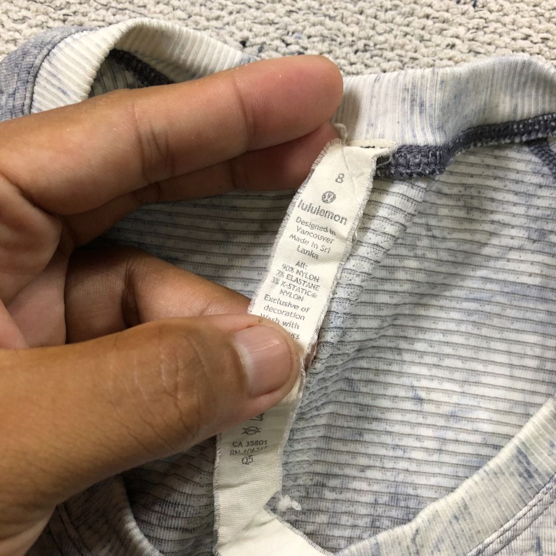 Swiftly Tech Long Sleeve 2.0 Wash Size 8 (Category: Activewear) located in Santa Rosa. Submitted by sergids (Listing ID 1463750496, Image 2). Description: Swiftly Tech Long Sleeve 2.0 Wash Size 8 Check fitting tops to ensure this fits you. Dimensions below are exact measurements, see pics as well for comparison. 8/10 Condition and Colorway stains see last pic Dimensions: Check pic slide for actual size and dimensions. J&T or Lalamove only. Busy w