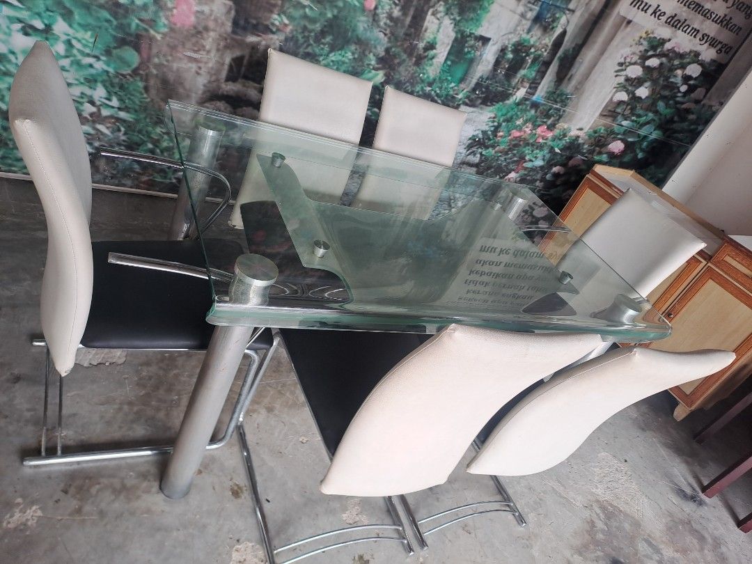 Table set (Category: Tables & Sets) located in Kajang. Submitted by sharifahideris76 (Listing ID 1463756553, Image 3). Description: .