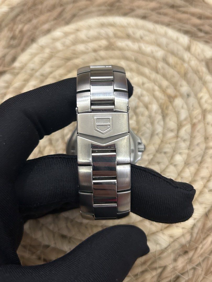 Tag Heuer professional Kirium Blue (Category: Men's Watches) located in Quezon City. Submitted by olivertomtecson8 (Listing ID 1463850275, Image 2). Description: LOWEST PRICE❗️ Tag Heuer Professional Kirium Blue • REF # WL1113 • Diameter : 38MM • All original • Quartz Swiss Movement • Watch fits upto 7 inch wrist Watch only Asking price : 22,990 only QUEZON CITY.