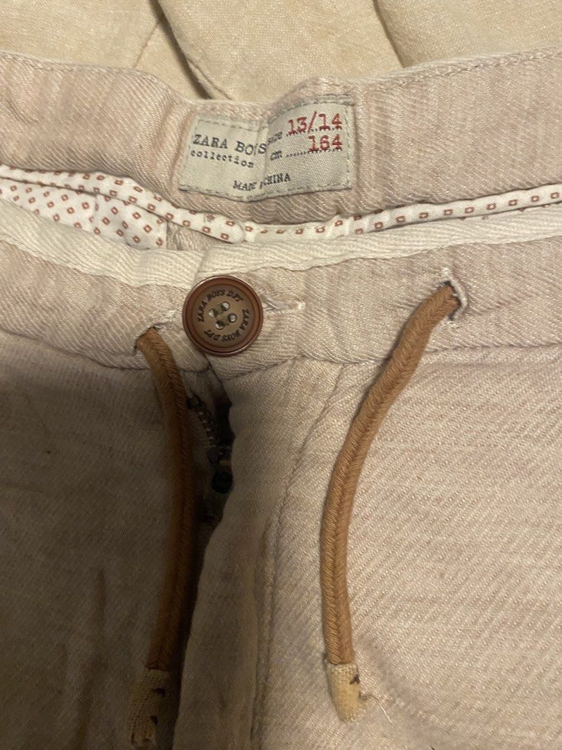 Take 3 shorts for men (Category: Shorts) located in Cabanatuan. Submitted by prelovedbycheesekeyk (Listing ID 1463782468, Image 3). Description: H&m Uniqlo Zara All small 30-32 bewang .