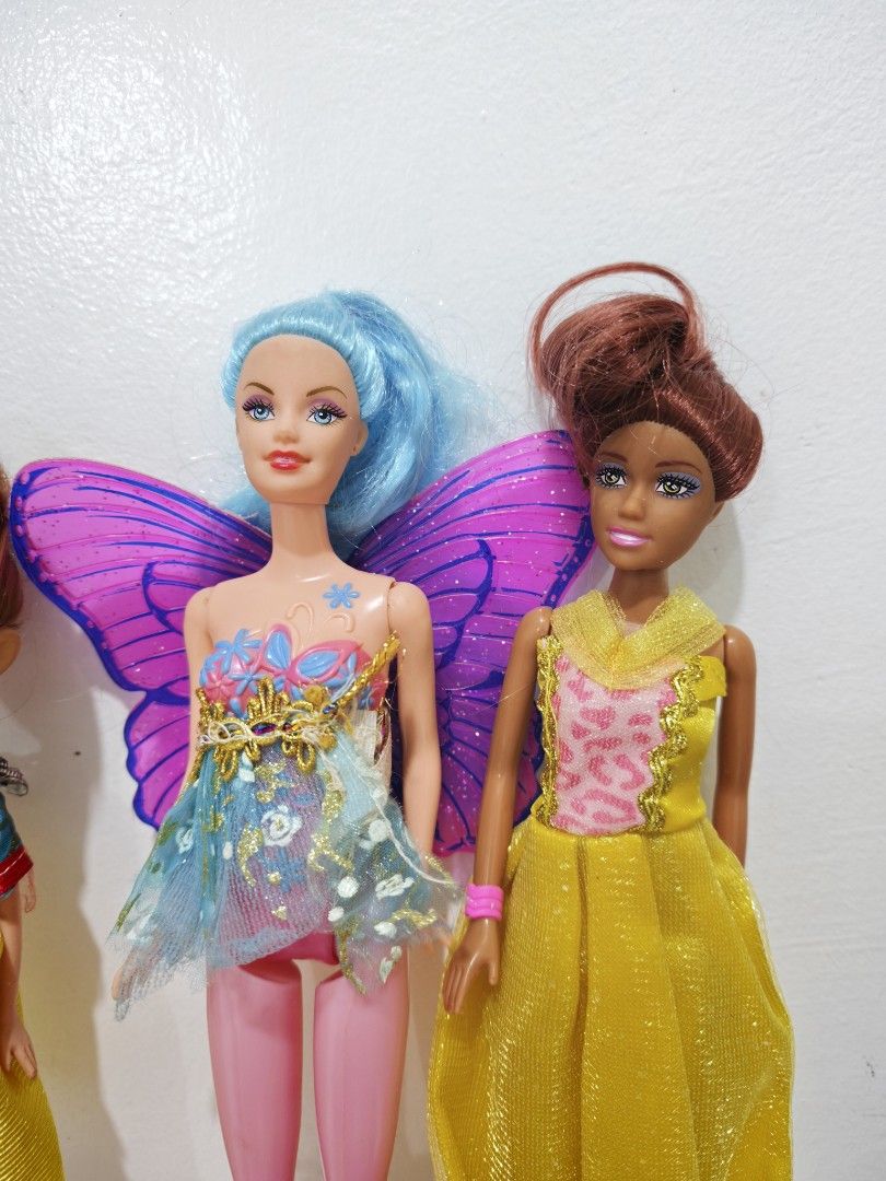 TAKE ALL Dolls and toys (Category: Kids Toys) located in Pasig City. Submitted by dian.juliet (Listing ID 1463822088, Image 3). Description: Battery operated po yung horse kaso naubusan po ng battery As is. ▪️Preloved from USA ▪️What you see is what you get. ▪️Colors may vary due to lightning. ▪️Flaws are barely noticeable. ▪️Feel free to message me for other details. :) 🖤 dian.