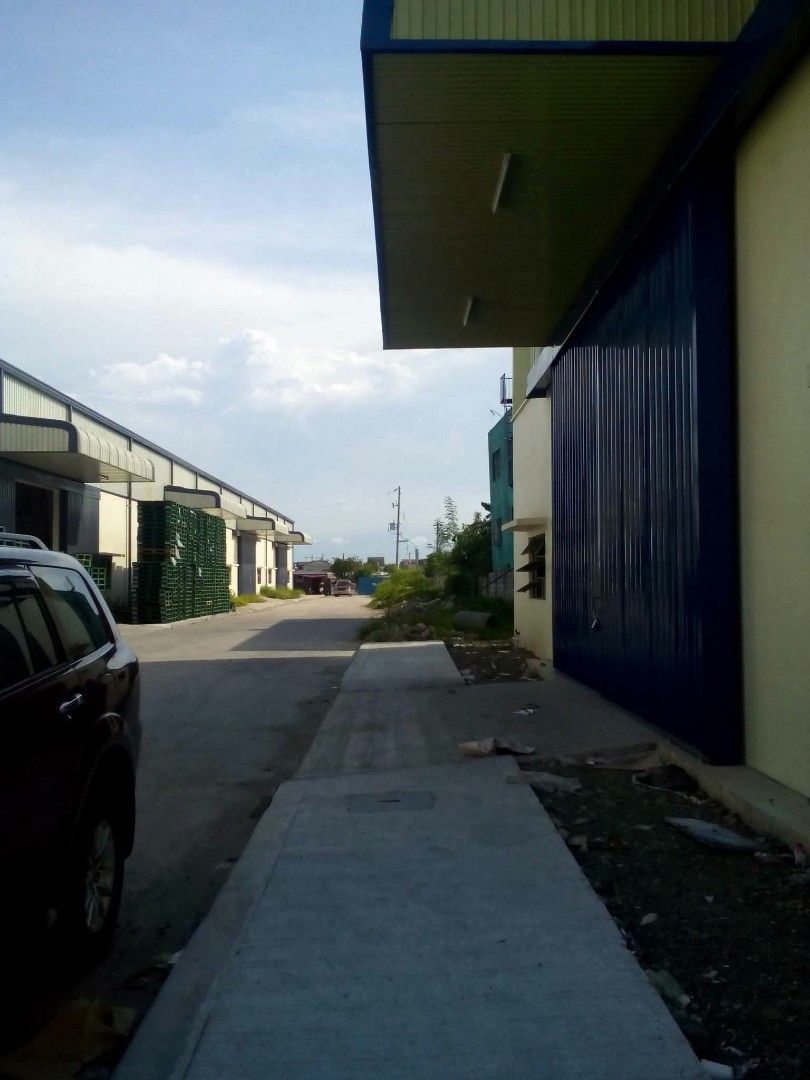 Taytay warehouse (Category: Commercial) located in Pasig City. Submitted by reborbon (Listing ID 1463822516, Image 2). Description: For Rent: For Rent: Warehouse Tenement Street, San Juan Taytay, Rizal - 710 Sqm - Single Phase - Near C6, Pinagbuhatan - Exclusive of VAT and CUSA - CUSA: P25/Sqm - 5 Bays Available on Oct 1, 2026 - P350/Sqm.