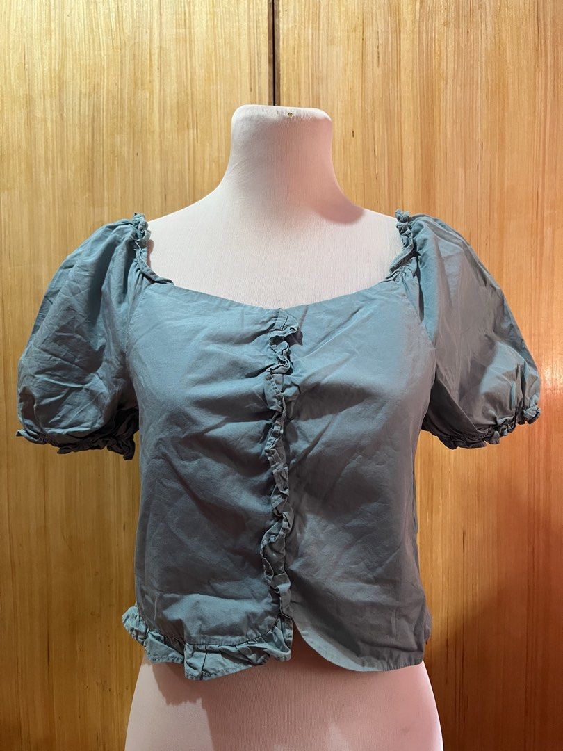 Teal Semi Cropped Top Trendy (Category: Blouses) located in Manila. Submitted by acregala.21 (Listing ID 1463931547, Image 1). Description: .