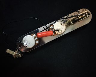 （分類：）位於 。 由 eminor7 提交（商品編號 1463925857，圖片 1）。簡介： 。
