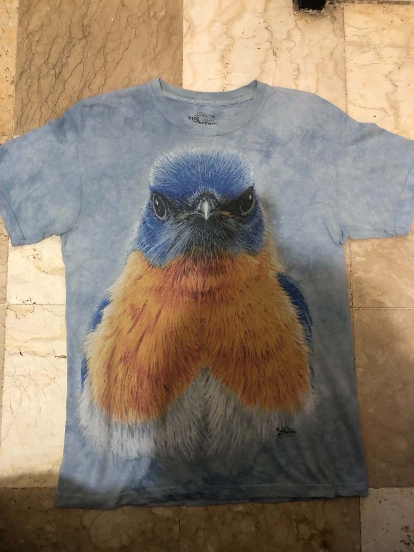 The Mountain Eastern Blue bird (Category: Tshirts & Polo Shirts ) located in Daraga. Submitted by arkhoholic (Listing ID 1463937179, Image 1). Description: good condition medium on tag 21x28.5.