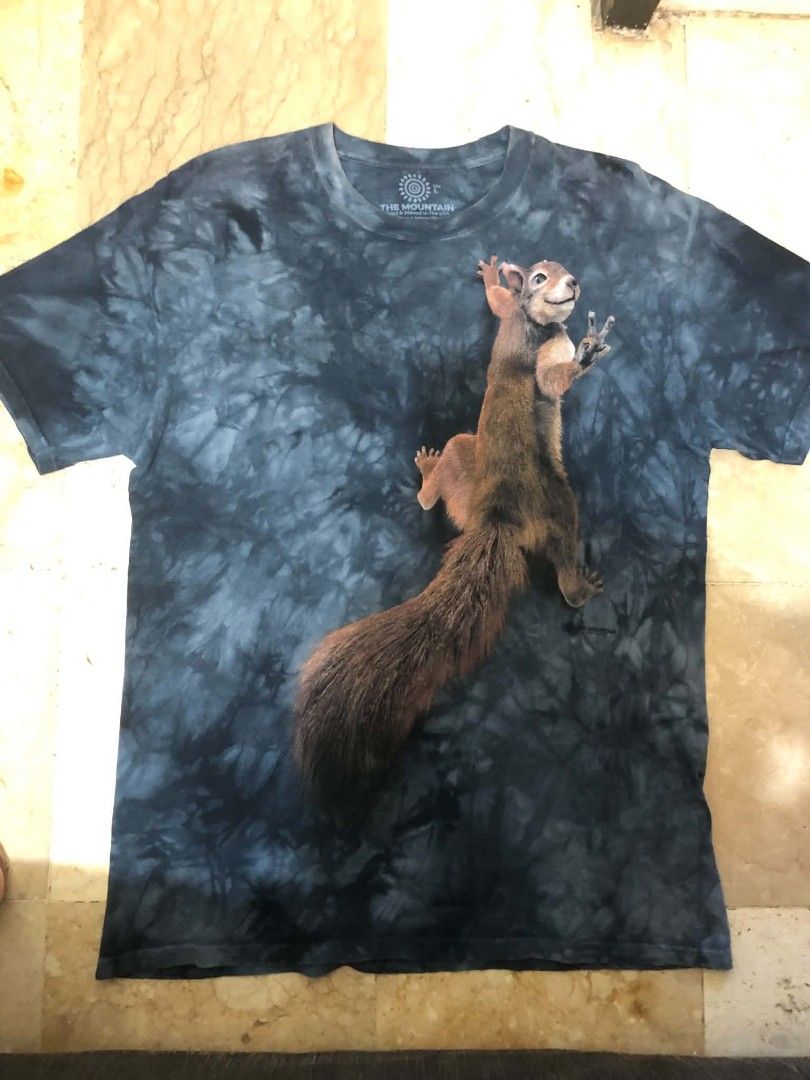 The Mountain Squirrel Peace Sign (Category: Tshirts & Polo Shirts ) located in Daraga. Submitted by arkhoholic (Listing ID 1463937300, Image 1). Description: excellent condition large 22x29.
