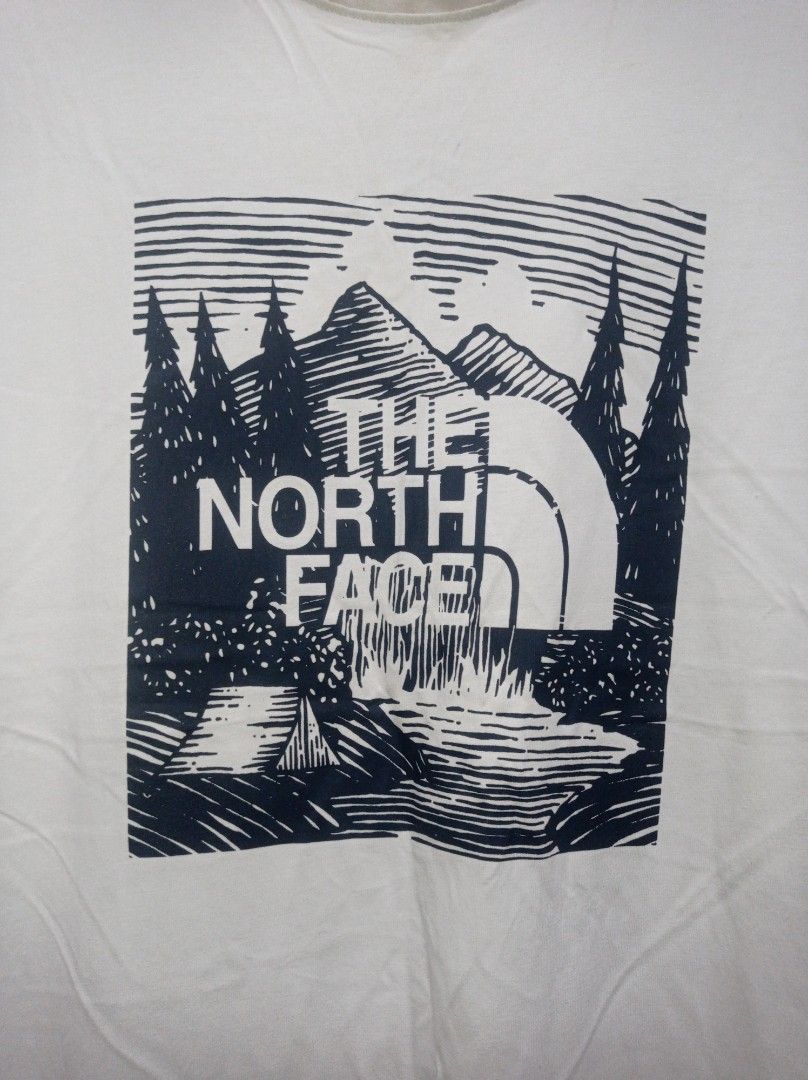 The North Face (Category: Tshirts & Polo Shirts ) located in Pasig City. Submitted by pureselectionapparel (Listing ID 1463753196, Image 2). Description: The North Face 🏷️ For free! Avail any item/s from my listing and you can get this one too! Size XL Good Condition Issue: Bacon neckline, yellow stains especially on neck area, need proper wash.