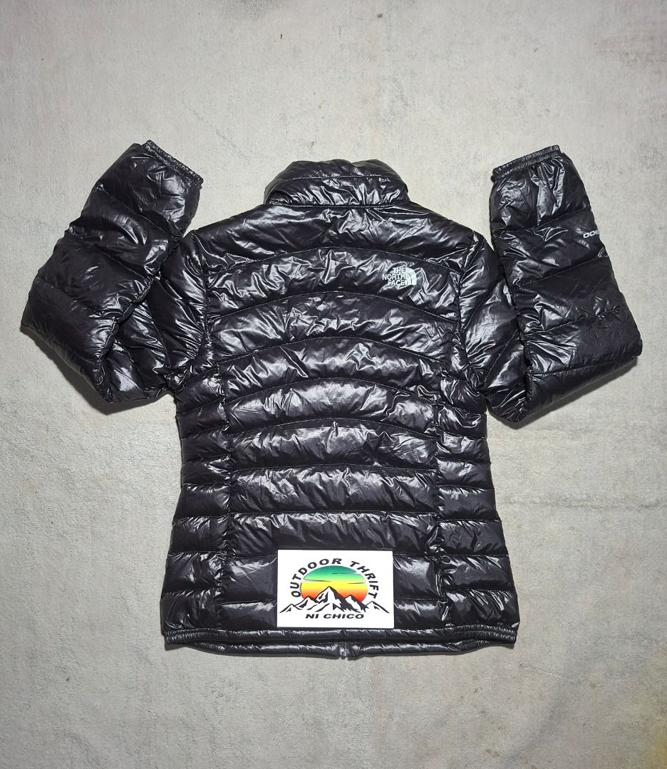 The North Face Summit Series 800 Fill Down Jacket M/W (Category: Activewear) located in Caloocan City. Submitted by drgrafs_75 (Listing ID 1463762207, Image 2). Description: - The North Face Summit Series Puffer Jacket - Women's Size M - 800 Fill Down Insulation - Pertex Quantum Fabric - Lightweight and Warm - Ideal for Cold Weather Adventures - Front Zip Closure - Elastic Cuffs.