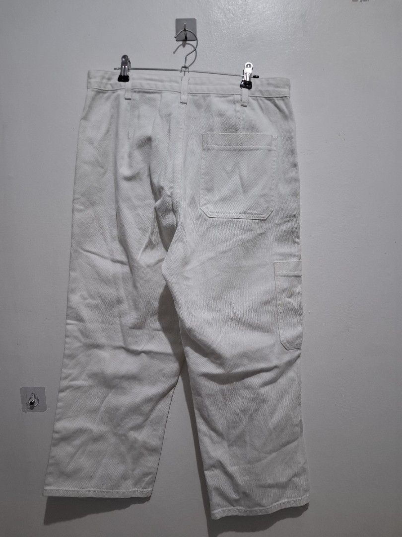 The row womens 29 (Category: Other Bottoms) located in Tarlac. Submitted by christopher.24 (Listing ID 1463870171, Image 3). Description: excellent condition legit.
