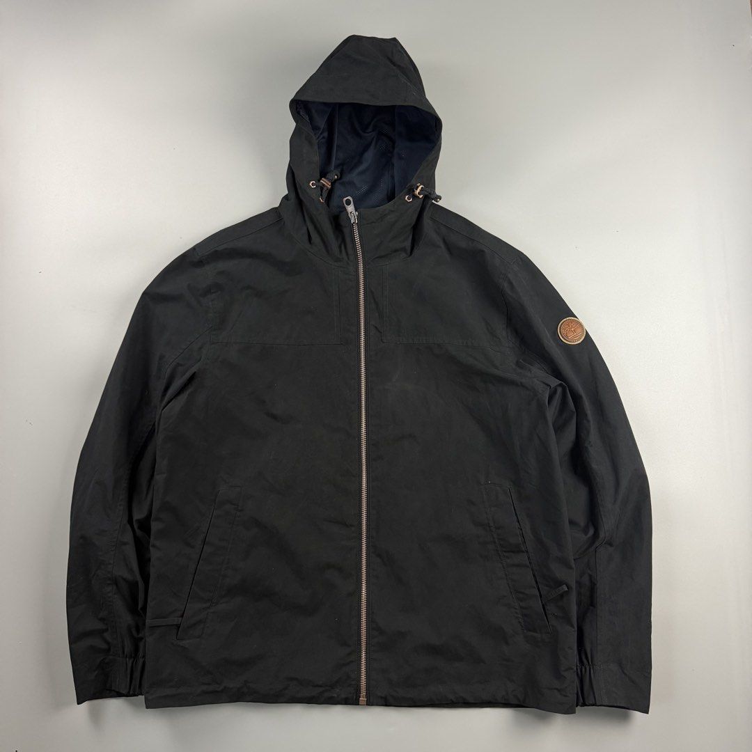 Timberland Waterproof Hooded Jacket XXL (Category: Coats, Jackets and Outerwear) located in Cavite. Submitted by epiboie (Listing ID 1463837345, Image 1). Description: Timberland dryvent rainjackrt Size xxlarge (fit to large to xlarge only) 24x29 Color rate: 9.5/10 excellent condition No issue 1380 - .