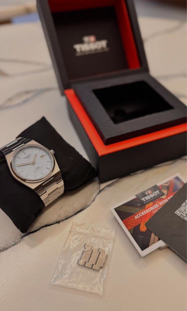 Tissot PRX Powermatic 80 40mm (Category: Men's Watches) located in Las Pinas. Submitted by abramjared (Listing ID 1463773654, Image 2). Description: COMPLETE with box and papers -Tissot PRX Powermatic 80 -Reference number: T137.407.11.351.00 -Movement: Automatic -Bracelet: Steel -Dial: Blue Diameter: 40mm.