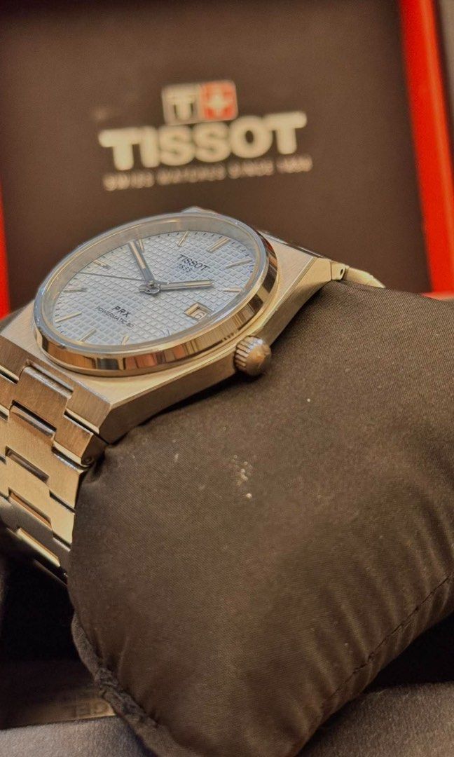 Tissot PRX Powermatic 80 40mm (Category: Men's Watches) located in Las Pinas. Submitted by abramjared (Listing ID 1463773654, Image 3). Description: COMPLETE with box and papers -Tissot PRX Powermatic 80 -Reference number: T137.407.11.351.00 -Movement: Automatic -Bracelet: Steel -Dial: Blue Diameter: 40mm.