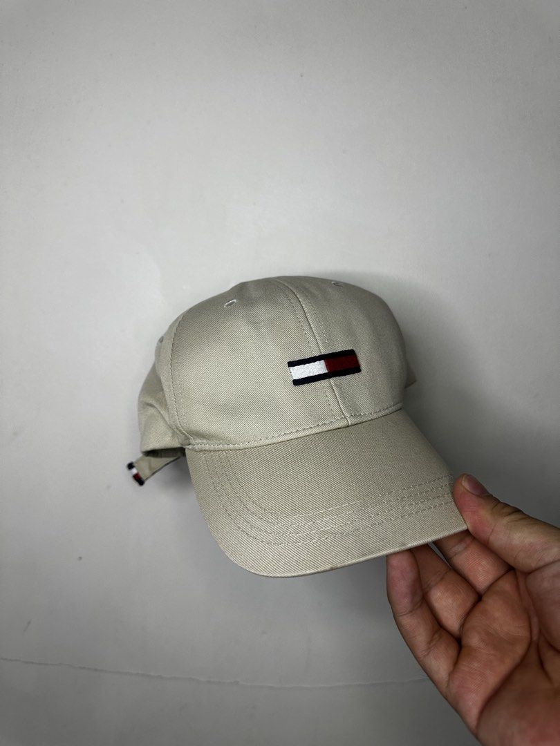 TOMMY HILFIGER (Category: Caps & Hats) located in Molave. Submitted by thriftmate13 (Listing ID 1463768688, Image 1). Description: .