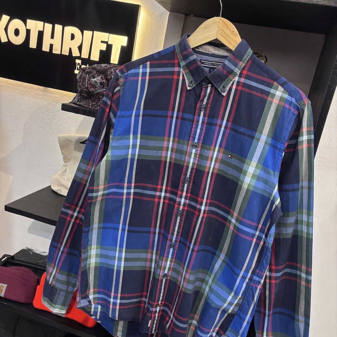 Tommy Hilfiger (Category: Luxury Apparel) located in Rizal. Submitted by doyskie.star (Listing ID 1463797450, Image 2). Description: TOMMY HILFIGER CHECKERED POLO LONG SLEEVE 20.5 by 28front 30back COMPLETE TAGS.