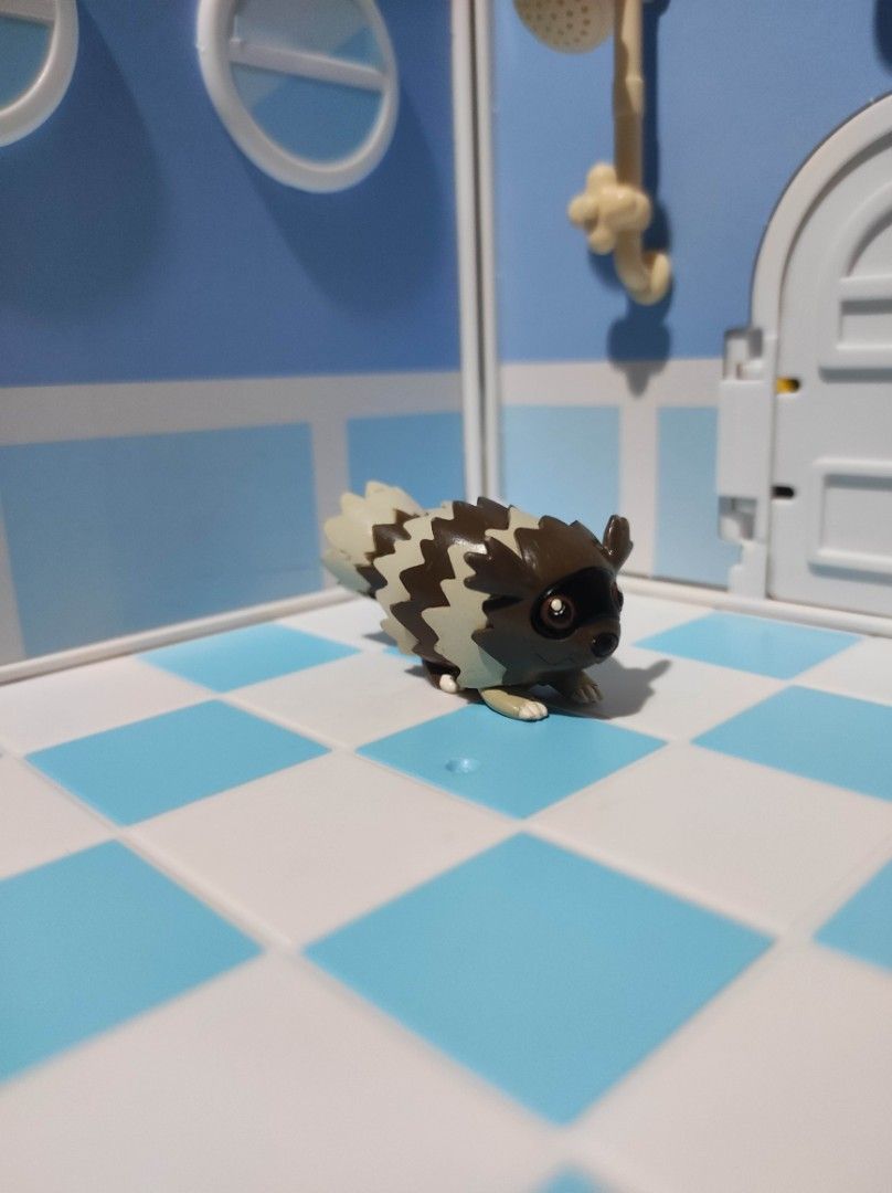 TOMY Pokemon Figure - Zigzagoon (Category: Action & Battle Toys) located in Taguig. Submitted by lilrootshop (Listing ID 1463807170, Image 2). Description: ***Crossposted*** Price: 1,200 AUTHENTIC Pass sa lowballers! First to pay basis. No COD. For item reservation, a down payment of 50% or 100 pesos (whichever is less) is required. Down payment is non-refundable. One month reservation only. Location: Taguig (near BGC) MOP: GCash / Maya / GoTyme.