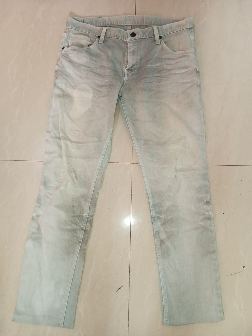 TORNADO MART Light Wash Distressed Denim Jeans (Category: Jeans) located in Jolo. Submitted by zah-zah (Listing ID 1463908594, Image 1). Description: -TORNADO MART Light wash denim jeans - Straight leg cut - Distressed and faded details on legs - Button fly closure - Two back pockets with stitching - Comfortable for everyday wear.