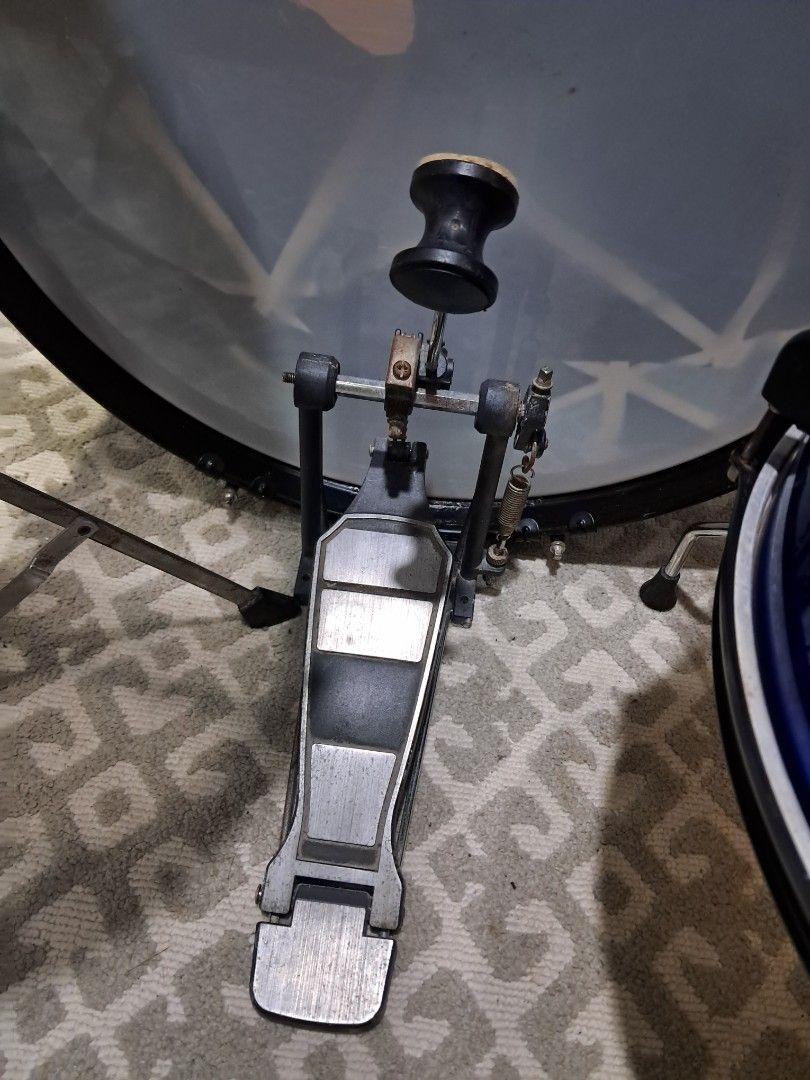 TRAK Drum Set with Cymbals and Pedals (Category: Musical Instruments) located in Manila. Submitted by wildfalcon_b4744f (Listing ID 1463775979, Image 3). Description: - Full drum set for sale - Includes bass drum, toms, snare, cymbals, and pedals - Attractive blue finish on drums - Ready for practice or performance - Minor cosmetic wear on cymbals and pedals from normal use - Perfect for drummers of all levels - Slighlty Negotiable.