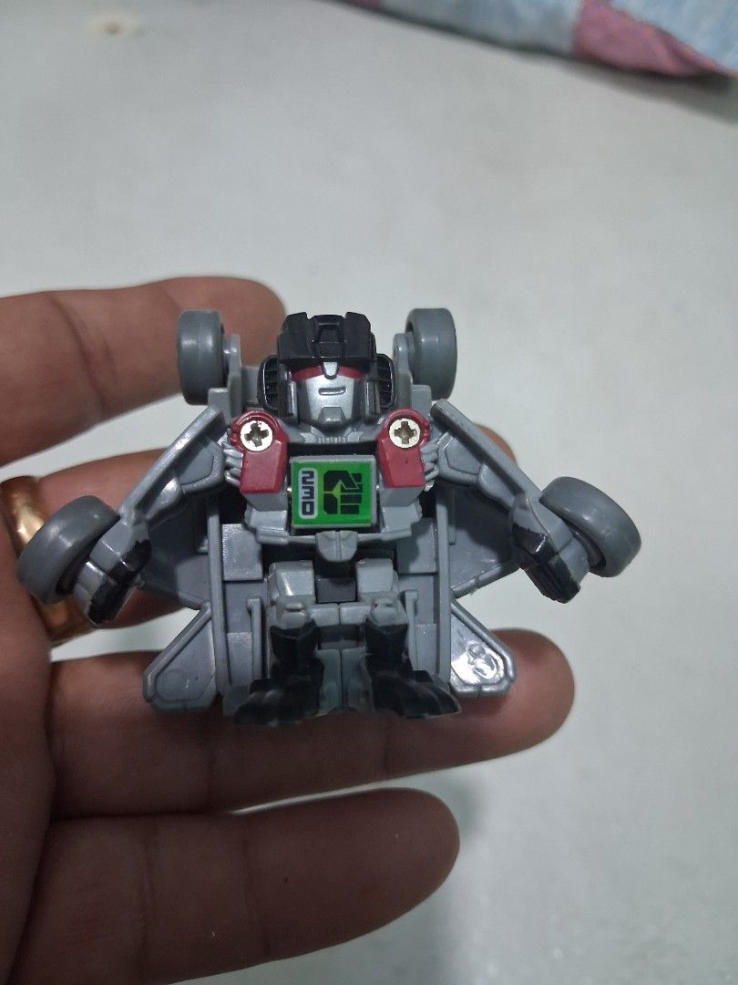 Transformer (Category: Announcements) located in Manila. Submitted by carlitoboh66625 (Listing ID 1463813686, Image 3). Description: tomy husbro price 1k.