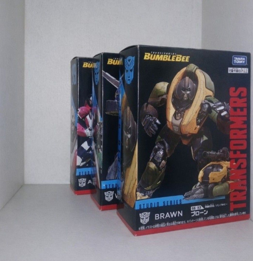 Transformers Studio Series 7 Figures Lot Sale (Category: Figurines & Statues) located in Manila. Submitted by nanosh1ii69200 (Listing ID 1463894606, Image 2). Description: READ FIRST FOR SALE! PER SET or P4,500 Take all (Quitting price) SET 1 - 4000 BIB SS80 Brawn BIB SS81 Wheeljack BIB SS85 arcee Loose SS49 Bumblebee Set 2 - 900 3 loose figures: Optimus prime, Ironhide, HotRod Meetup Only: Around Metro Manila.