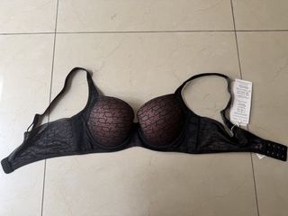(Category: ) located in . Submitted by misspikake (Listing ID 1463758106, Image 1). Description: .