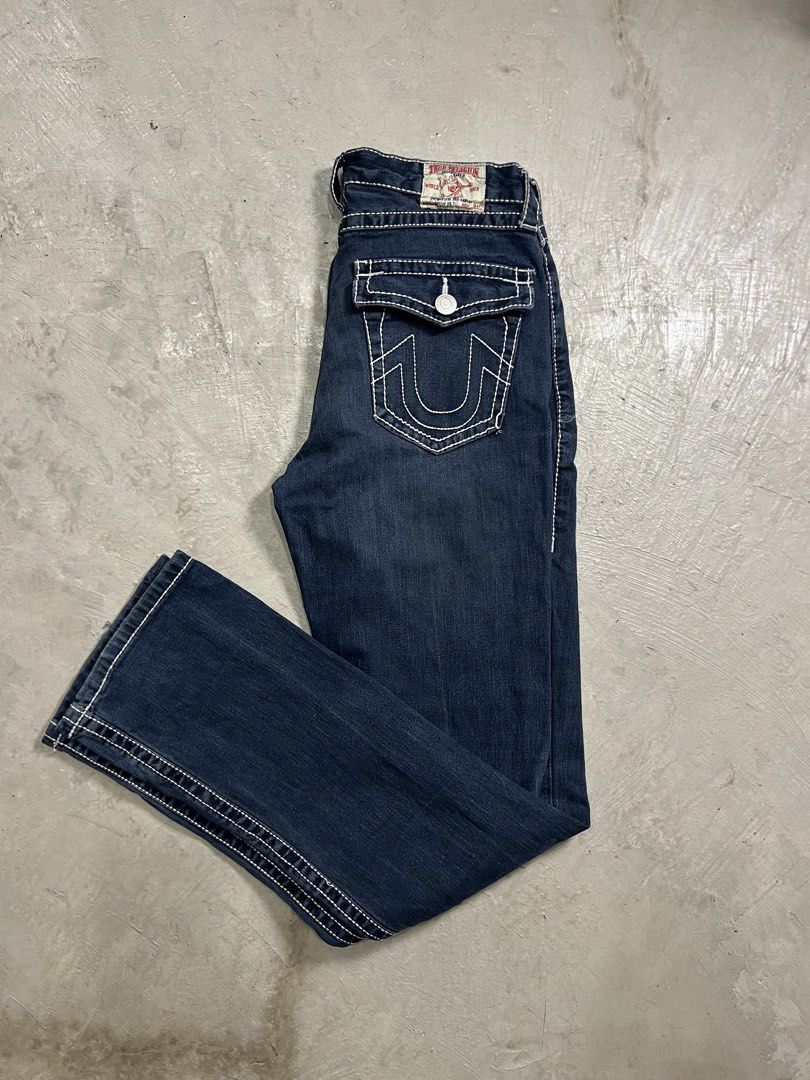 True religion boot cut (Category: Jeans) located in Tandag. Submitted by archive.dept (Listing ID 1463847817, Image 1). Description: 31 waist.