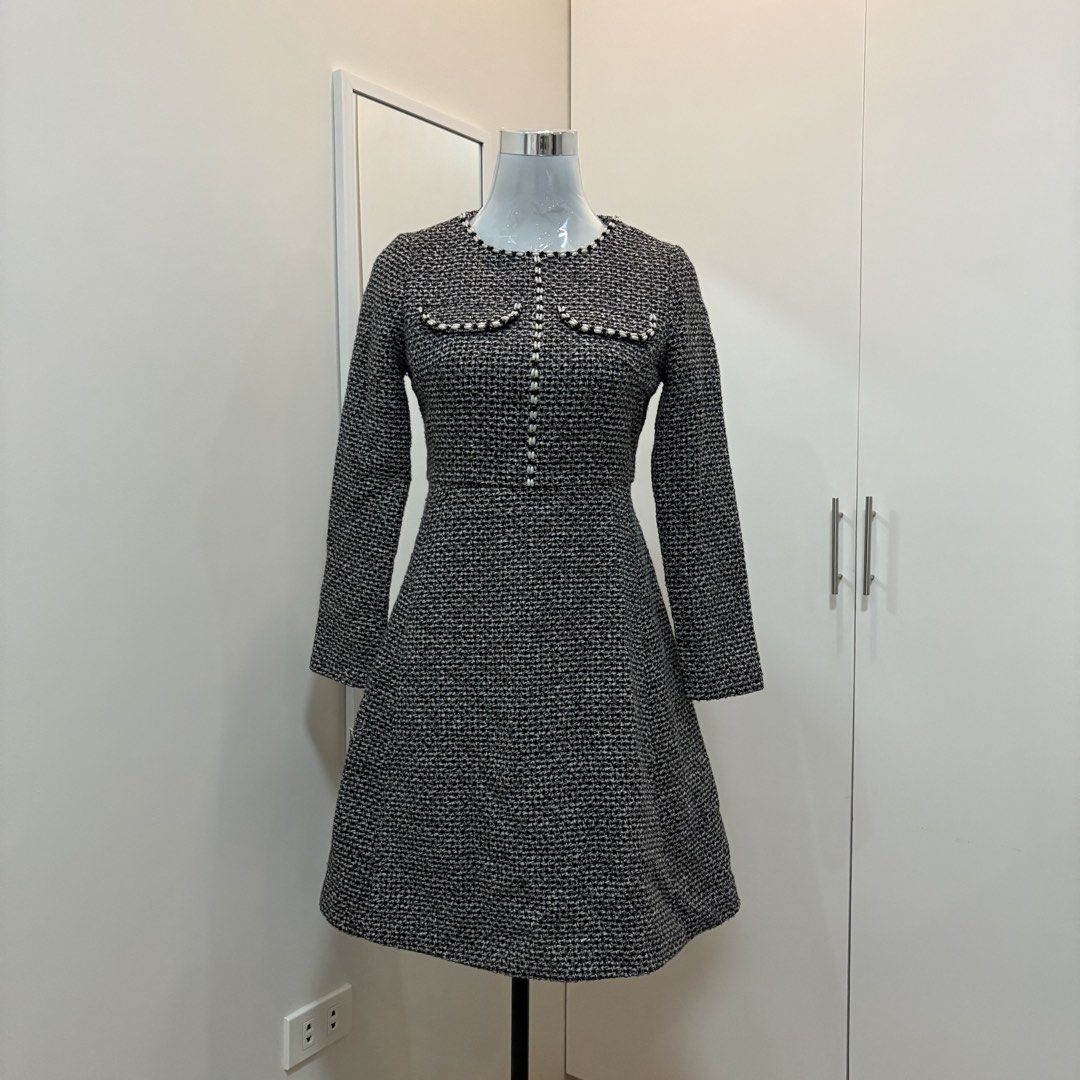 Tweed Dress (Category: Dresses) located in Angeles City. Submitted by declutteredcloset_ (Listing ID 1463906157, Image 2). Description: .