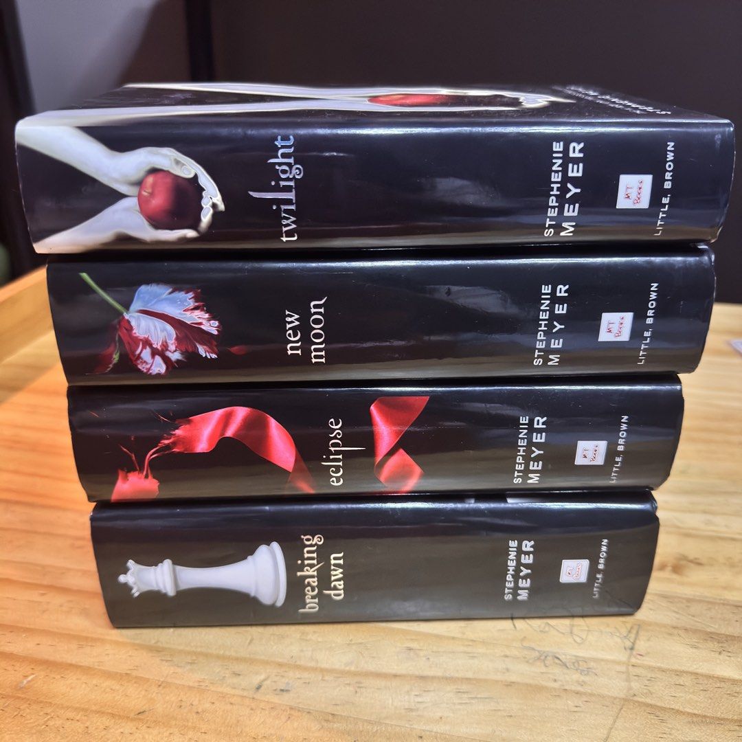 Twilight Saga Books by Stephenie Meyer (Category: Storybooks) located in Marikina City. Submitted by heytofu (Listing ID 1463909176, Image 2). Description: In very good condition Has a little bit of foxing.