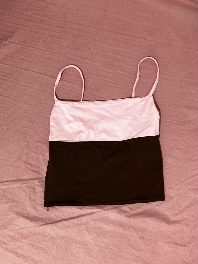 Two-tone pink choco tube top (Category: Sleeveless) located in Binan City. Submitted by lodeovn (Listing ID 1463804798, Image 1). Description: note: this is over 🏃 size small to semi med brand new never been worn mop: gcash mod: jnt loc: biñan laguna.