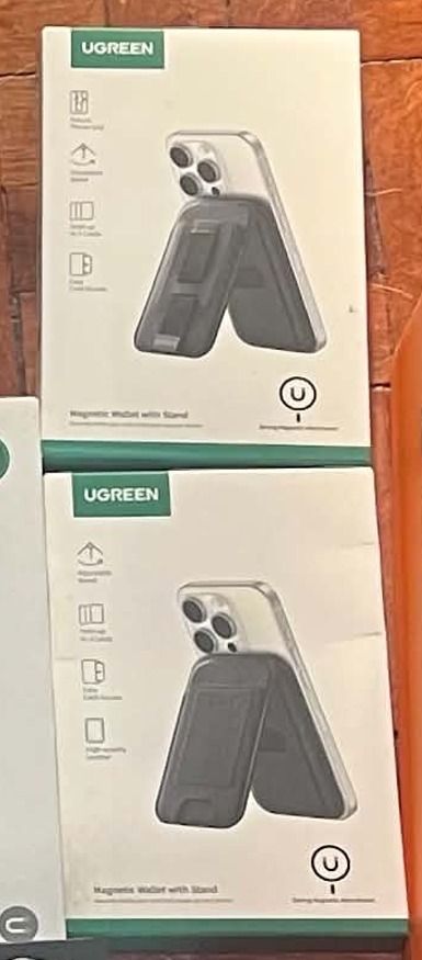 UGREEN Magnetic Wallet (Category: Wallets & Card Holders) located in Makati City. Submitted by rs_listings (Listing ID 1463841960, Image 1). Description: 🧲 UGREEN Magnetic Wallet — FOR SALE Selling my UGREEN Magnetic Wallet. I have **2 pieces available**, and both are **sealed and unused**. A convenient magnetic wallet for carrying your essential cards while keeping your setup slim and minimal. ⭐ KEY FEATURES • UGREEN Magnetic Wallet • Magnetic 