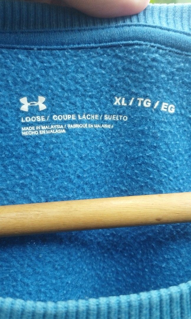 Under Armor Armour UA Blue Sweater Longsleeve Pullover XL Extra Large (Category: Coats, Jackets and Outerwear) located in Taguig. Submitted by archie.abdullathrift (Listing ID 1463836461, Image 3). Description: Under Armour Sweater Extra Large L29W24 Color Rate: 9/10 Condition: 9/10 No Issue. Ready to Wear. ✨ 💵 Cash/Gcash or COD via Lalamove 📍Taguig.