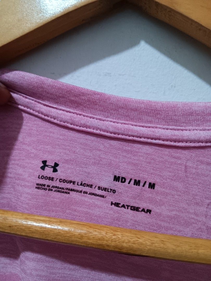 UNDER ARMOUR HEATGEAR (Category: Activewear) located in Dauis. Submitted by udenglegaspi (Listing ID 1463794150, Image 3). Description: .