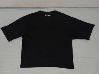 (Category: ) located in . Submitted by declutterxthriftph (Listing ID 1463858098, Image 1). Description: .