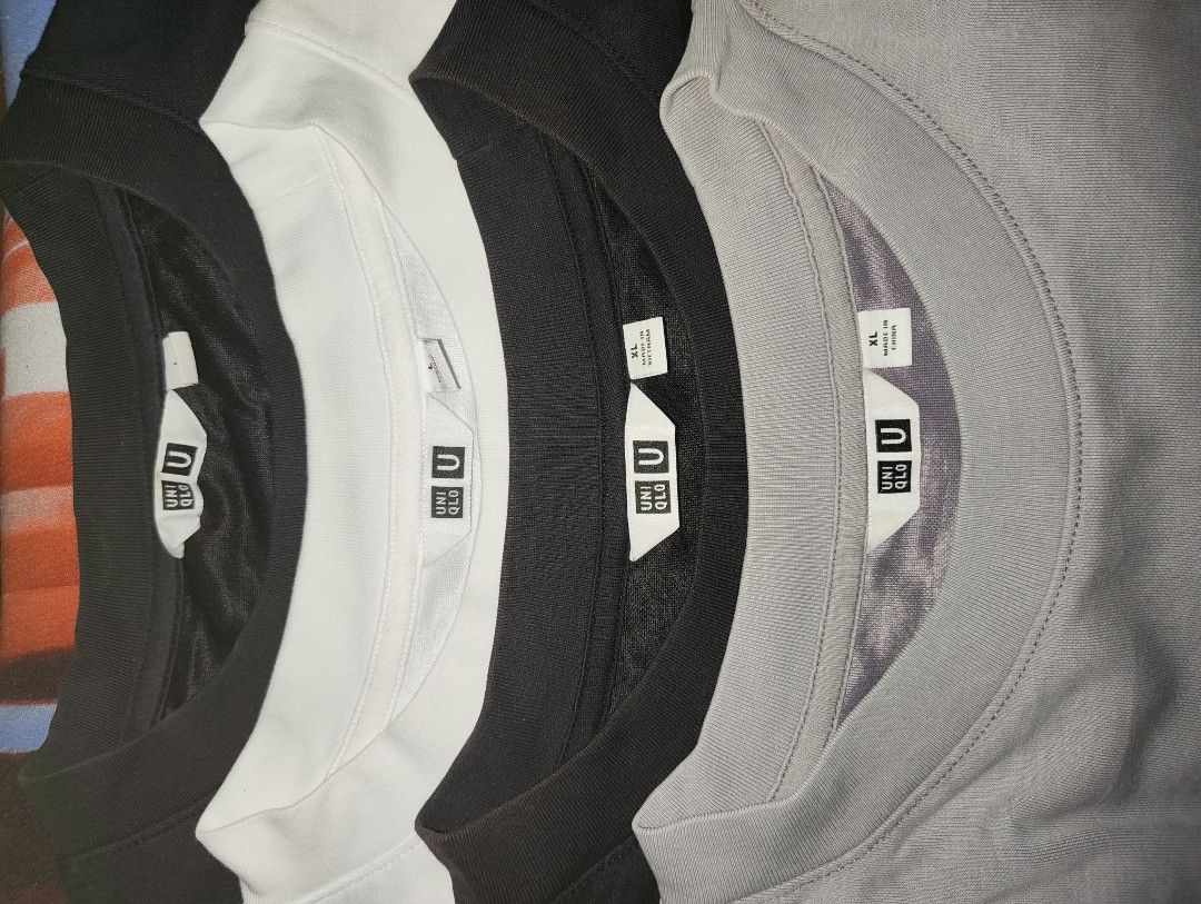 Uniqlo Airism Shirts (Category: Tshirts & Polo Shirts ) located in Batangas. Submitted by skadouche (Listing ID 1463758180, Image 1). Description: Black Large - ₱280 W22 x L26 in 9/10 color rate Good condition No issue besides signs of use White Large -₱380 W22 x L27 in 10/10 color rate Excellent/As new condition small stain near shoulder Black XLarge -₱280 W24 x 28.5 in 9/10 color rate Good condition Fading on neck Gray Xlarge -₱380 W24 x 28.5 i